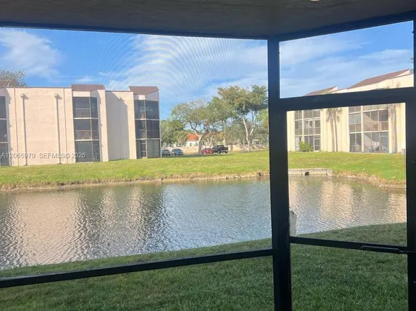 (undisclosed Address), Hollywood, FL 33025