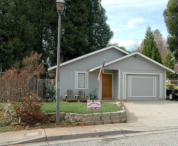 2nd image of 412 Lamarque Ct