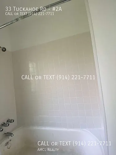 33 Tuckahoe Rd Photo 1