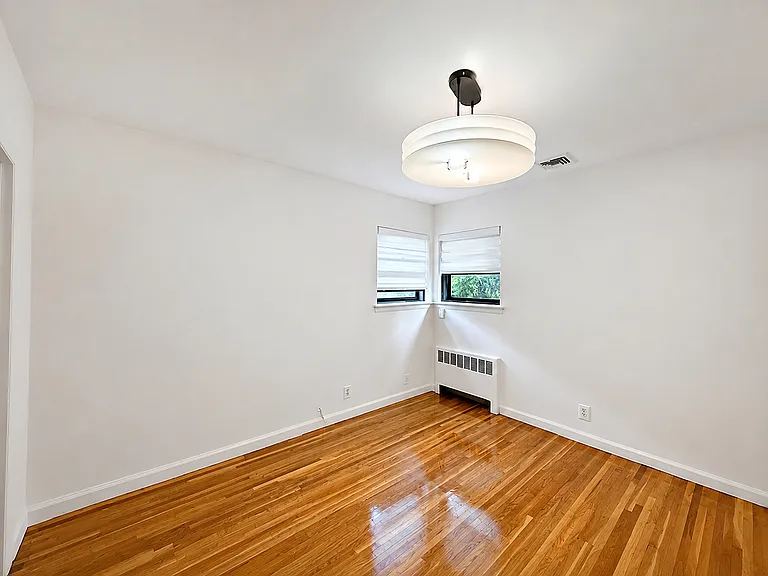 21741 Stewart Rd — Photo 3