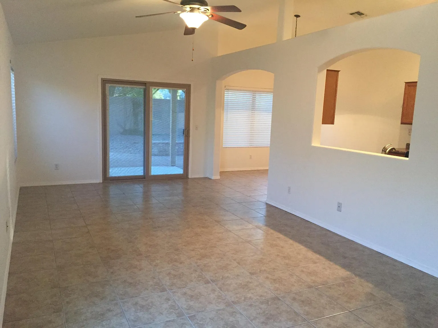 3 bed, 1332 sqft, $1,800 — Photo 3
