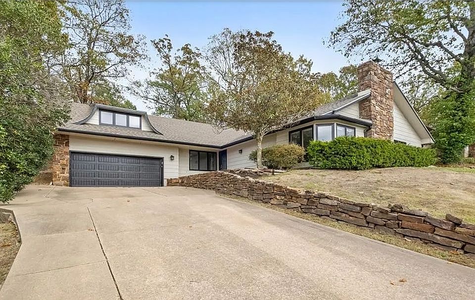 1st image of 31 Wimbledon Way