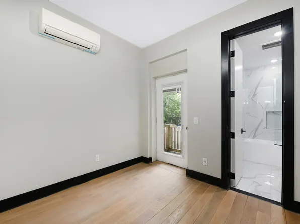 208 15th Street image 17 of 46