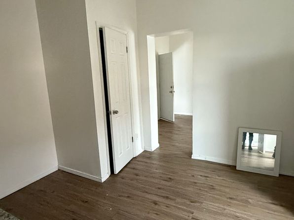 950 Saint Paul St #2