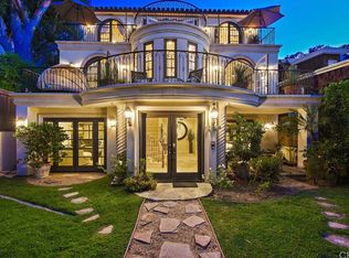 2215 Waterfront Dr, Corona Del Mar, CA 92625