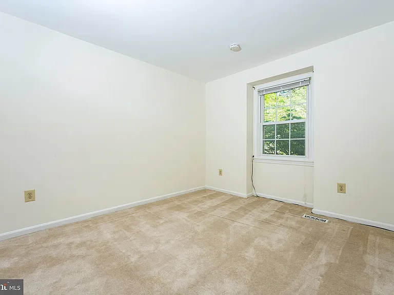 6705 Surreywood Ln — Photo 19