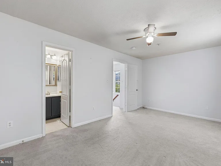 1518 Deep Gorge Ct — Photo 22