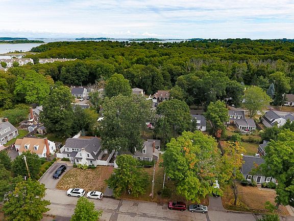 3rd image of 21 Sycamore Ln