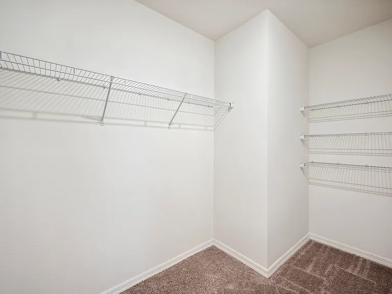 2062 Blue Highlands Dr — Photo 29
