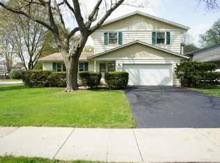 136 Margaret Ter, Cary, IL 60013