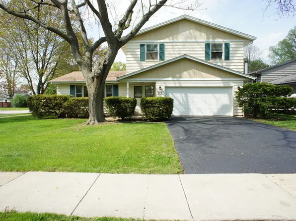 136 Margaret Ter, Cary, IL 60013