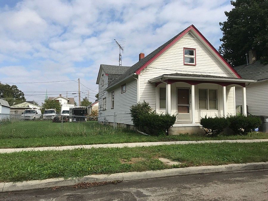 2nd image of 229 Austin St
