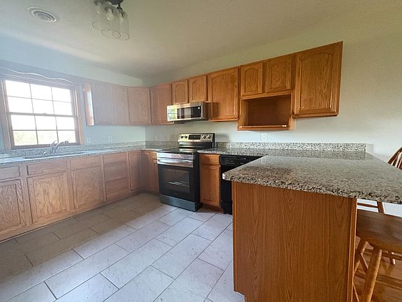 5th image of 7432 Brooks Rd