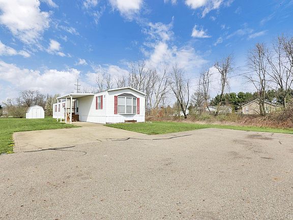 2nd image of 1100 Thornwood Dr Lot 51