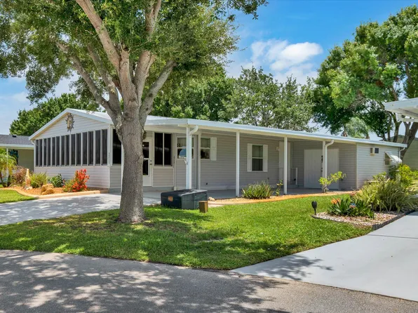 3713 Pendula Circle, Port St Lucie, FL 34952