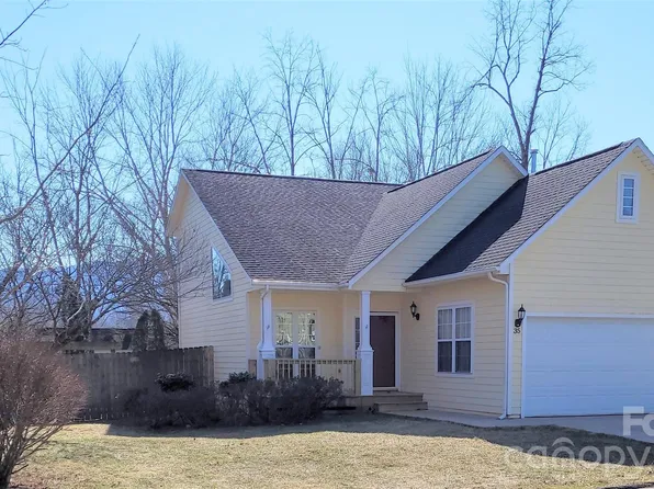 35 Cotton Creek Cir, Black Mountain, NC 28711