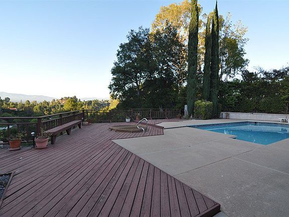 5th image of 19023 Pasadero Dr