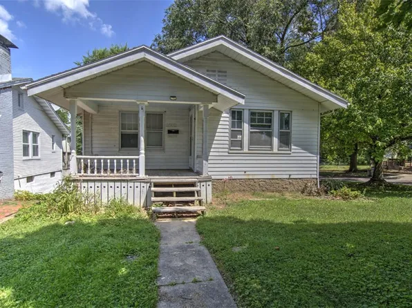 1502 W Forest Ave, Decatur, IL 62522