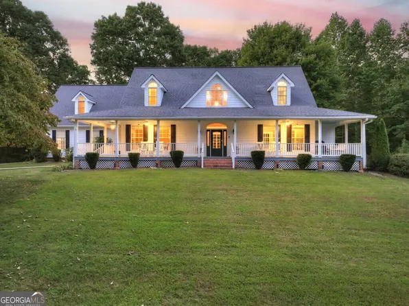 552 Dalrymple Cir, Ellijay, GA 30540
