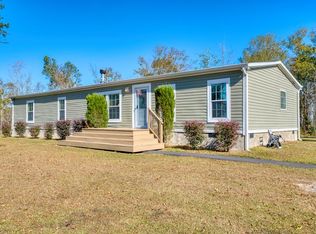 360 Royals Rd, Ray City, GA 31645