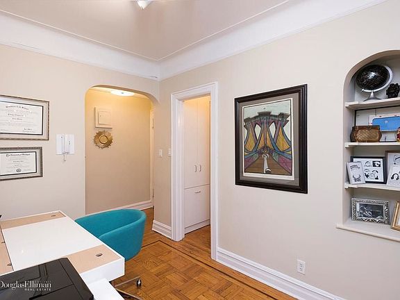 3rd image of 145 Hicks St APT B26