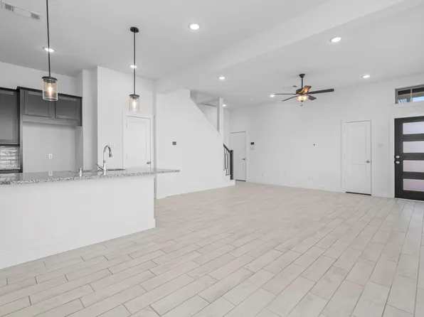 7810 Starfish Arbor Dr, Cypress, TX 77433