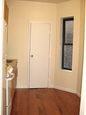 Rented by Moss Realty Company | media 6