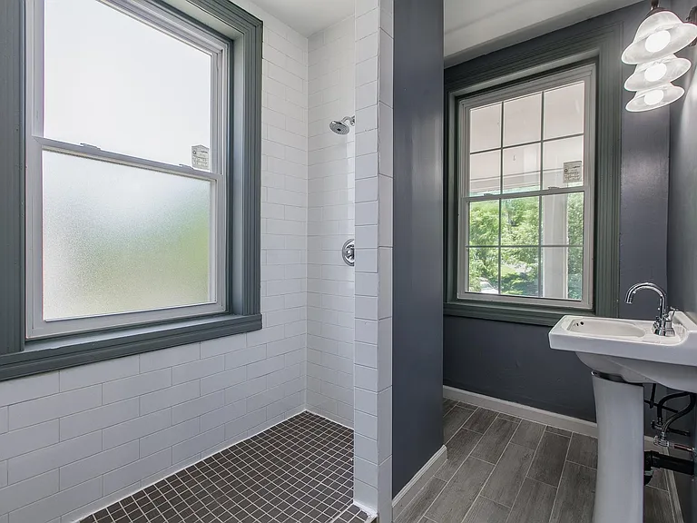 308 W Main St #M — Photo 19
