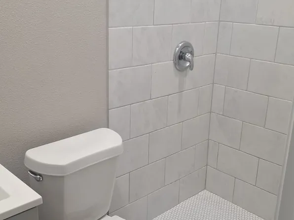 257 Linda Lee Loop, Whitney, TX