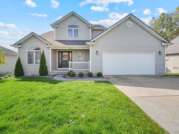 8303 Old Hbr, Grand Blanc, MI 48439