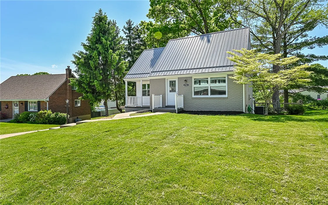 2703 Sapling St photo 1