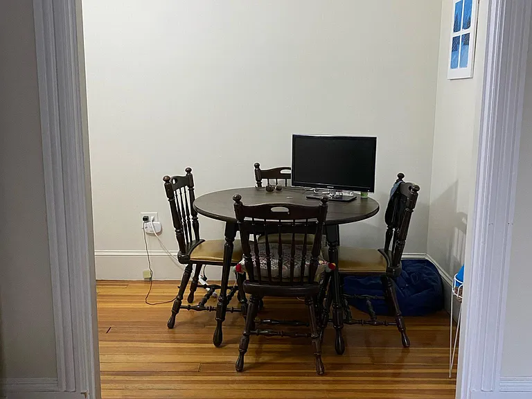 19 Thorndike St #4 — Photo 2