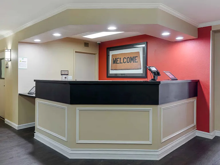 Lobby and Guest Check-in