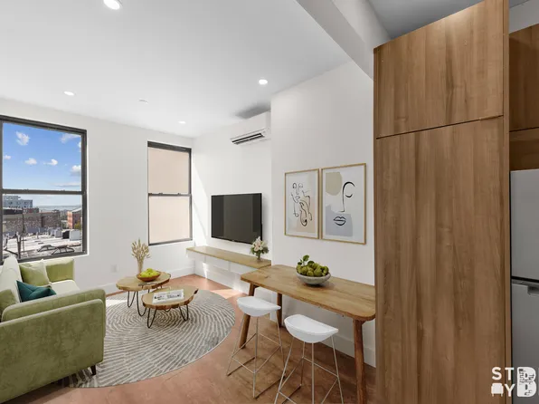 5102 Fifth Avenue image 1 of 6