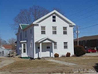 2nd image of 305 W Wood St