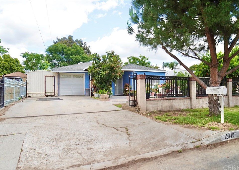 1st image of 12840 Woodcock Ave