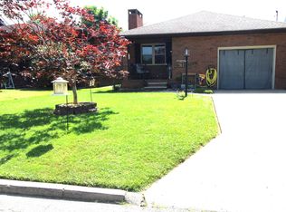 212 32nd St W, Huntington, WV 25704