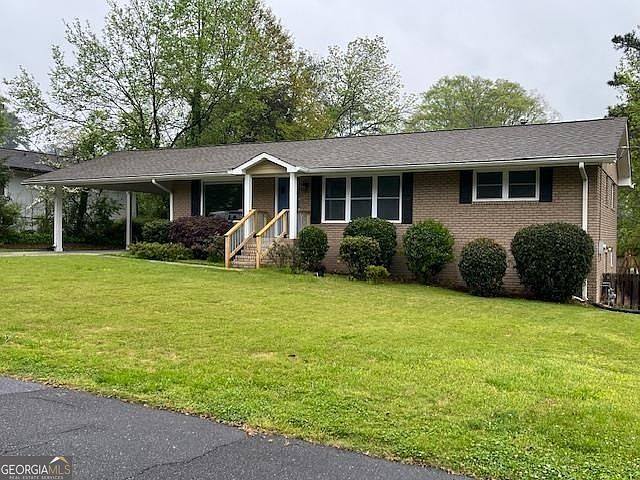 1st image of 511 Sybil Ln SE