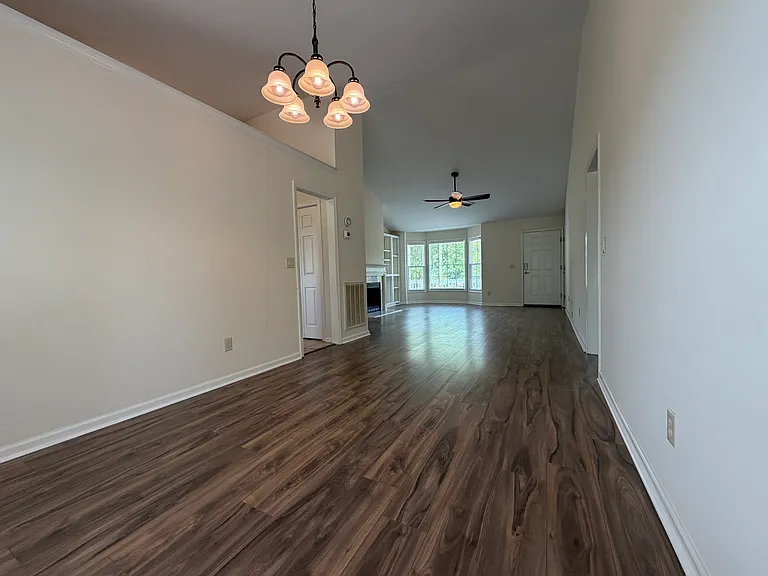 2753 Joyce Ct — Photo 7