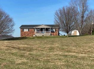 681 Amber White Rd, Bowling Green, KY 42101