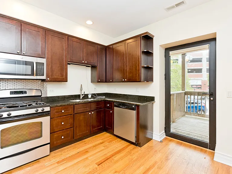 1640 W Fargo Ave #102 — Photo 6
