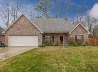 212 Bream Pond Ln, Brandon, MS 39047