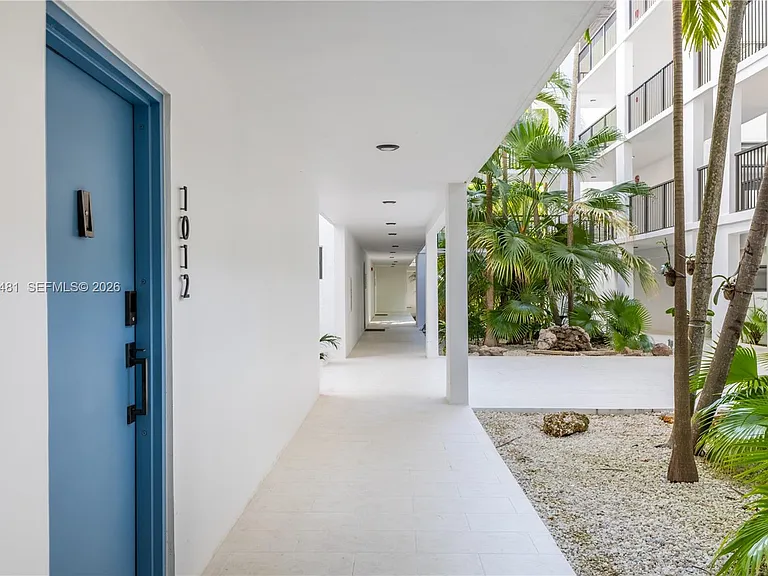 101 Ocean Lane Dr #1012 — Photo 1