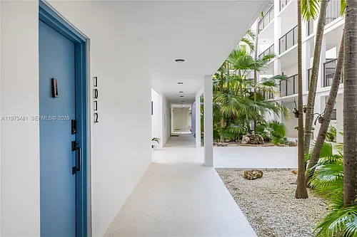 101 Ocean Lane Dr #1012 Photo 1