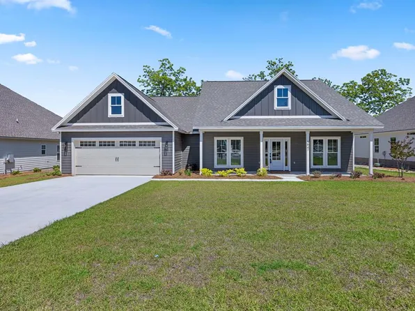 5047 Hatfield Cir, Hahira, GA 31632