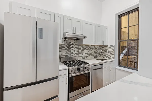 Rented by REAL New York | media 1