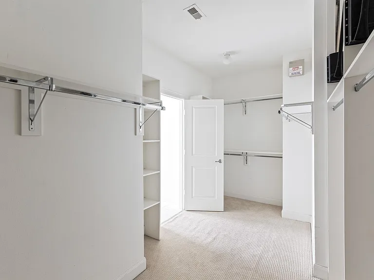 18 Hermann Park Ct — Photo 21