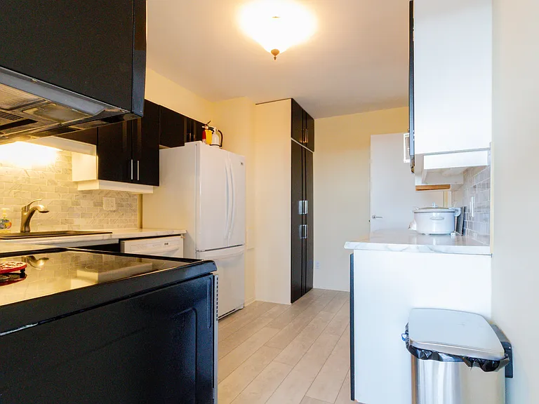 370 Dominion Ave #1104 — Photo 5