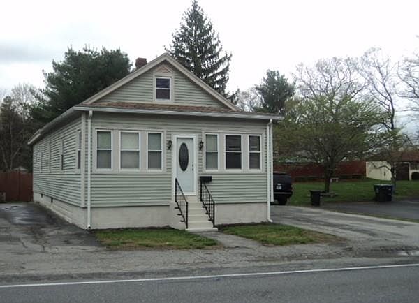 1st image of 575 Mammoth Rd