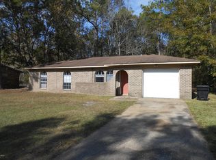1508 Riverside Dr, Gautier, MS 39553